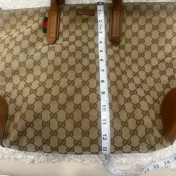 Gucci GG Canvas Shopper Tote Bag - Picture 12 of 16